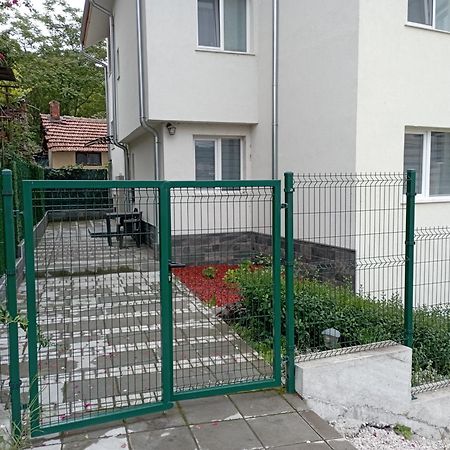 Студио За Нощувки Габрово Екстериор снимка